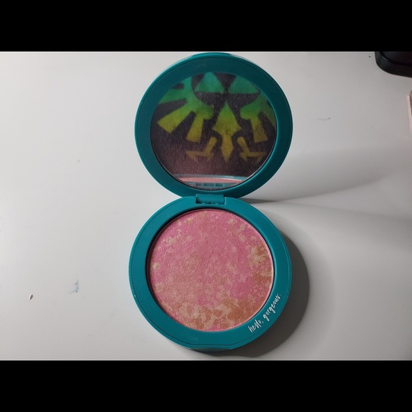 thrive blush